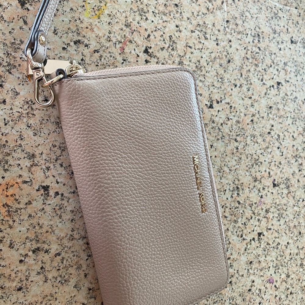Michael Kors Smartphone Wallet